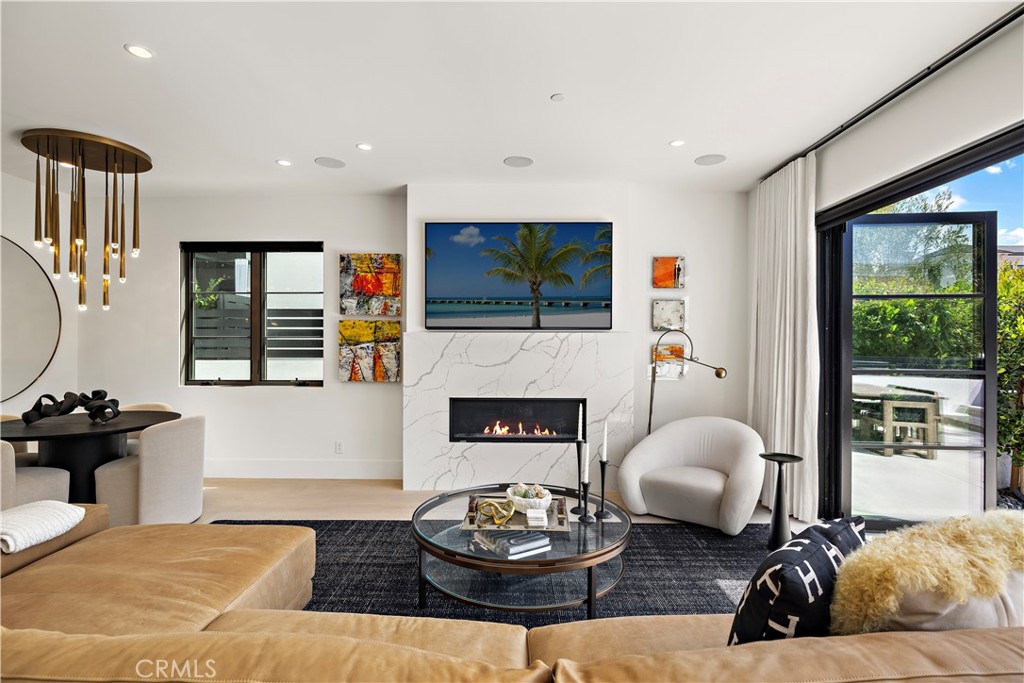 419 Narcissus, Corona Del Mar CA 92625 - Photo 13