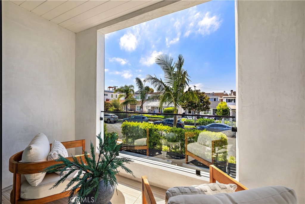 419 Narcissus, Corona Del Mar CA 92625 - Photo 35