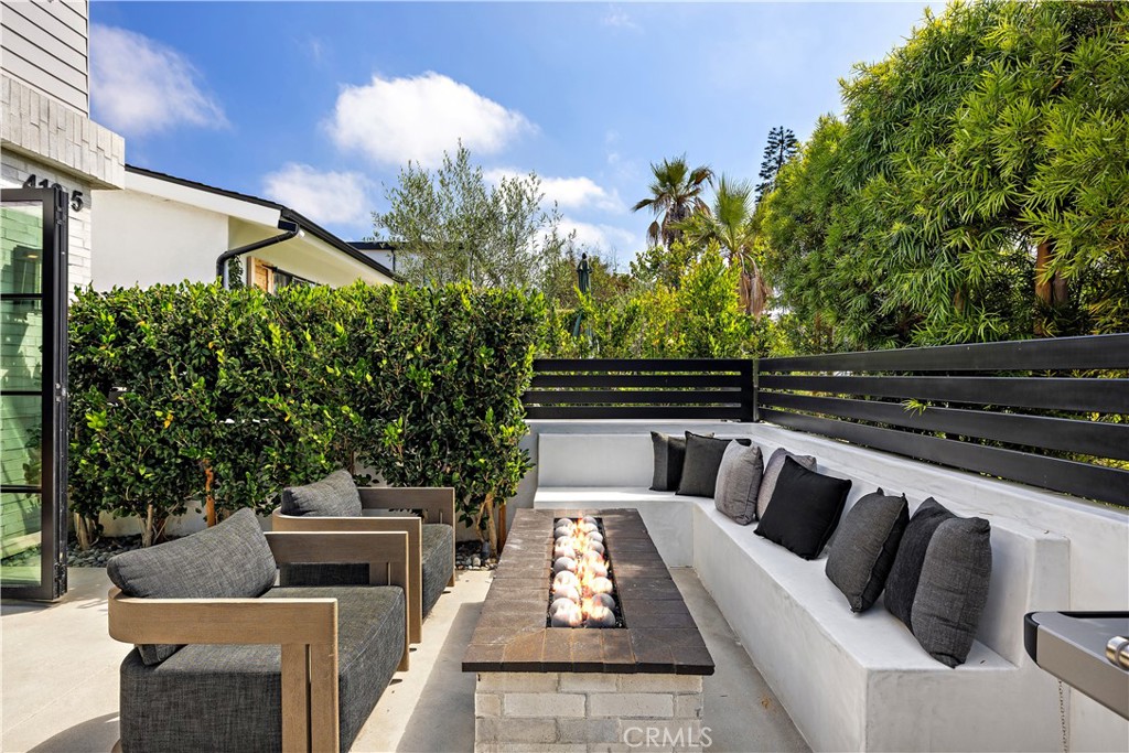 419 Narcissus, Corona Del Mar CA 92625 - Photo 6