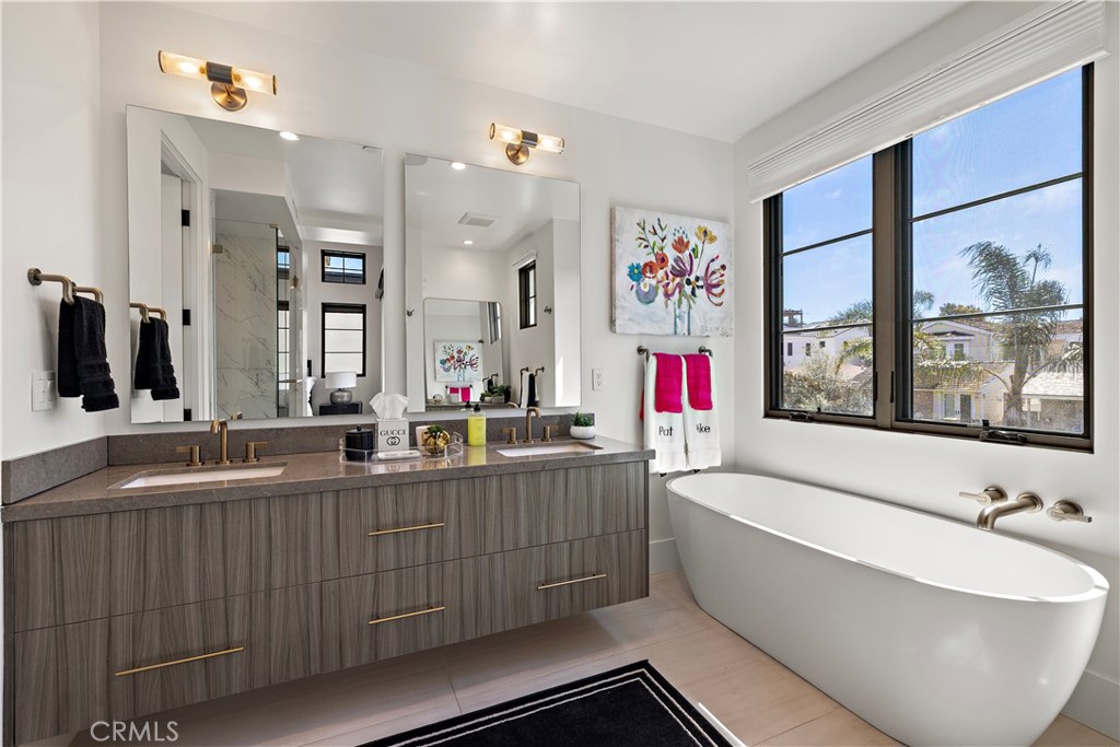 419 Narcissus, Corona Del Mar CA 92625 - Photo 33