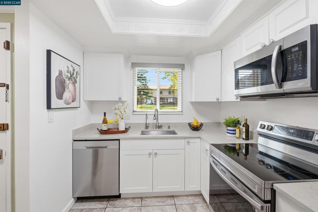 OAK GLEN - Residential