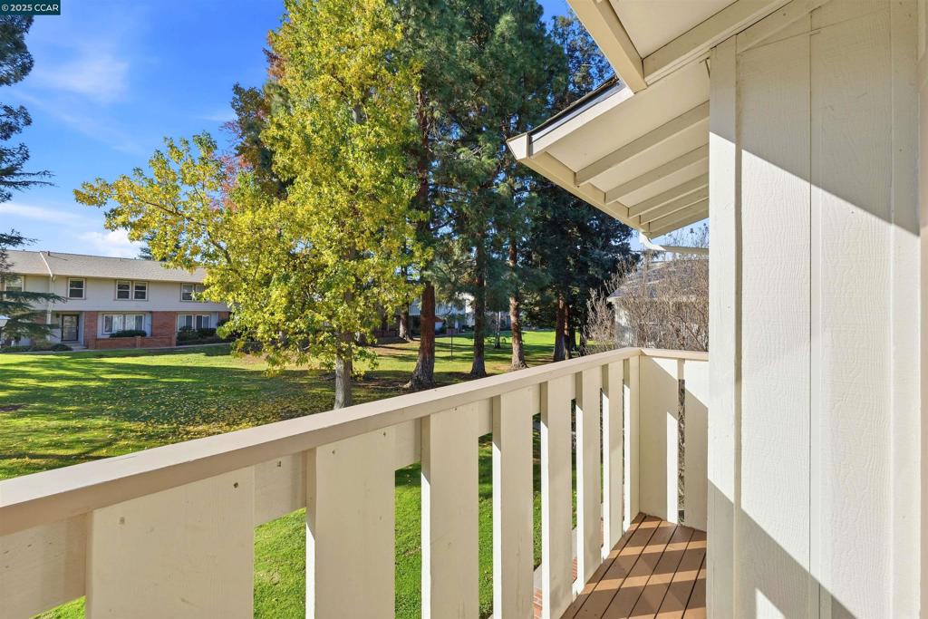 OAK GLEN - Residential