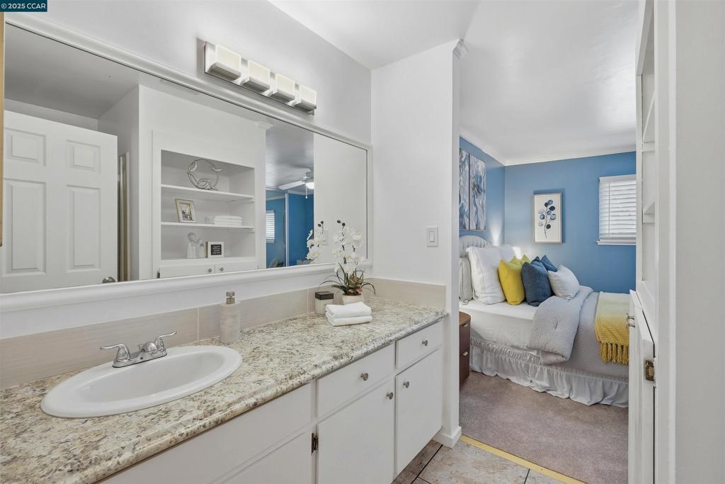 OAK GLEN - Residential