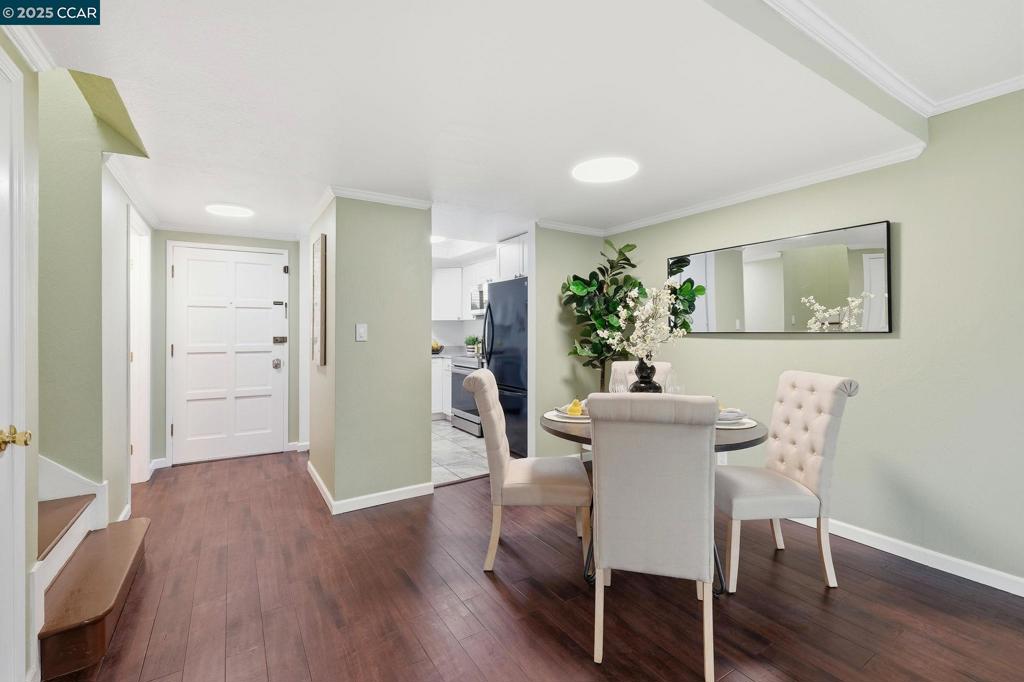 OAK GLEN - Residential