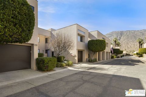 Photo of 975 Village Square, Palm Springs, CA 92262 (MLS # 26648355PS)