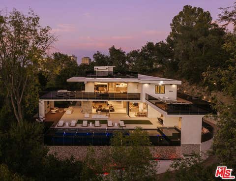Photo of 4705 Sophia Avenue, Encino, CA 91436 (MLS # 26848243)