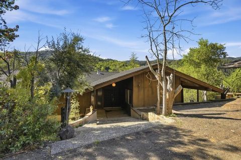 Photo of 21328 Lumbertown Lane, Saratoga, CA 95070 (MLS # ML82040047)