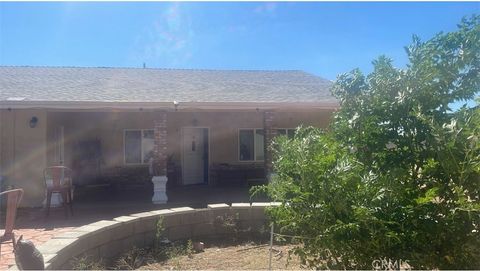 Photo of 41037 34th Street W, Palmdale, CA 93551 (MLS # SR25152370)