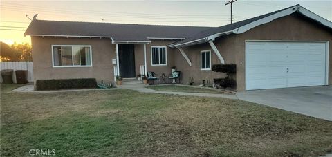Photo of 14151 Lake St, Garden Grove, CA 92843 (MLS # OC25238262)