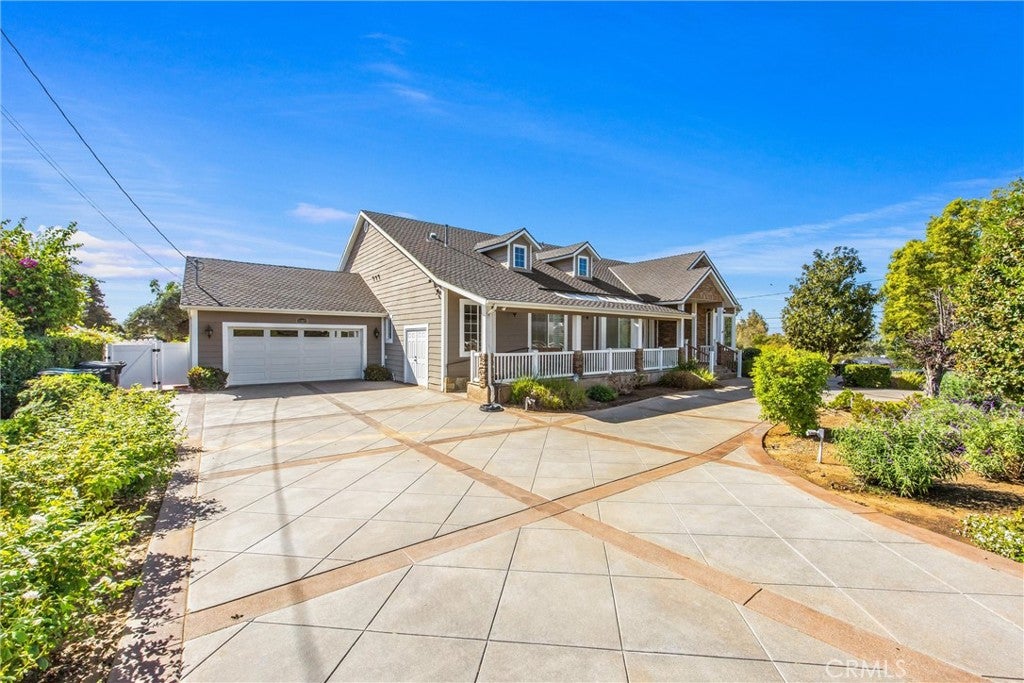 31027 E Sunset Drive N