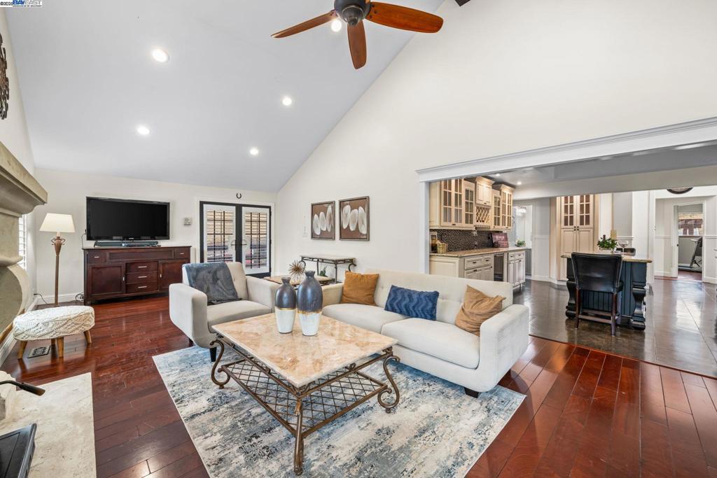 PALOMARES CANYON - Residential