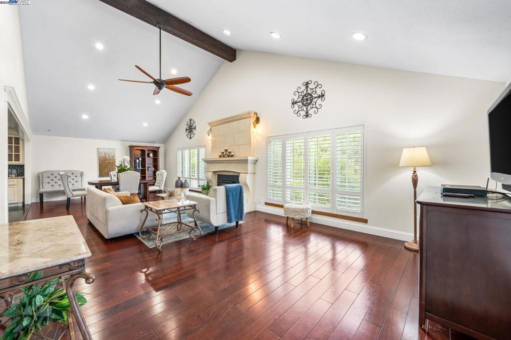 PALOMARES CANYON - Residential