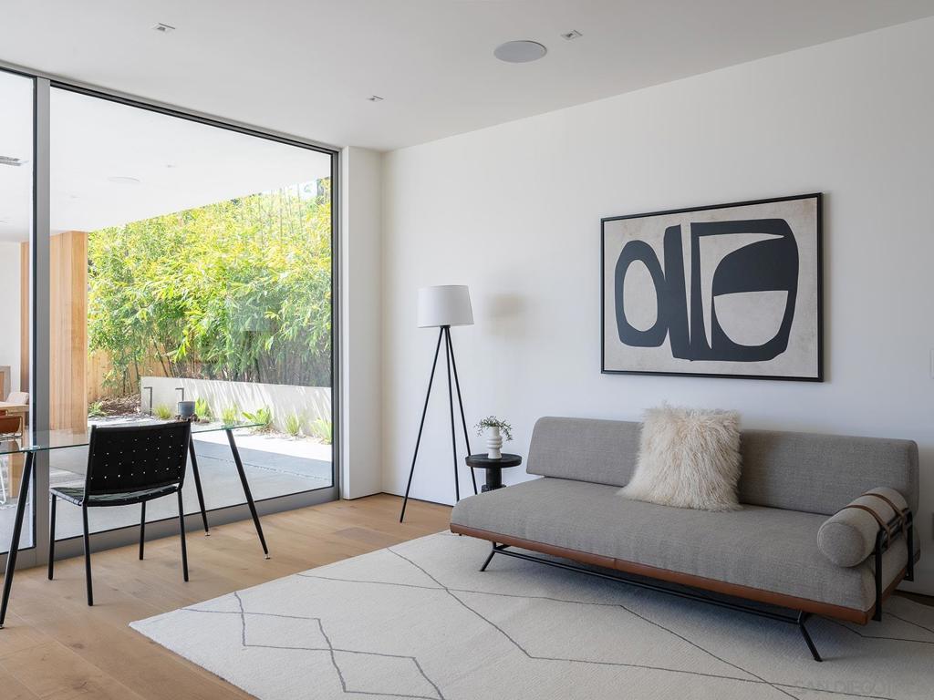 Del Mar - Residential