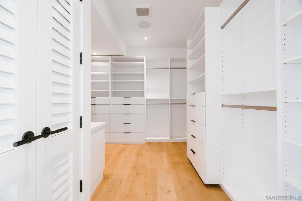 Del Mar - Residential