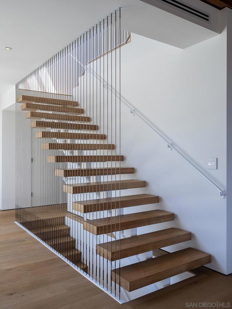 Del Mar - Residential