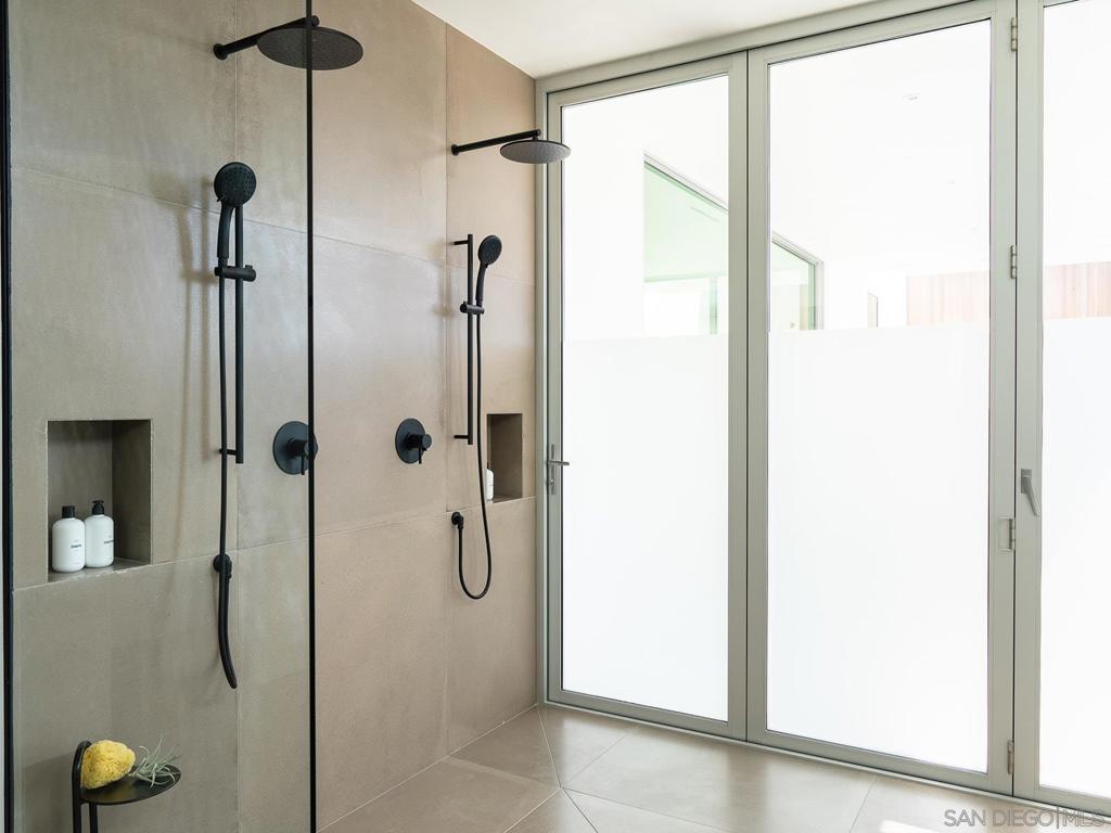 Del Mar - Residential