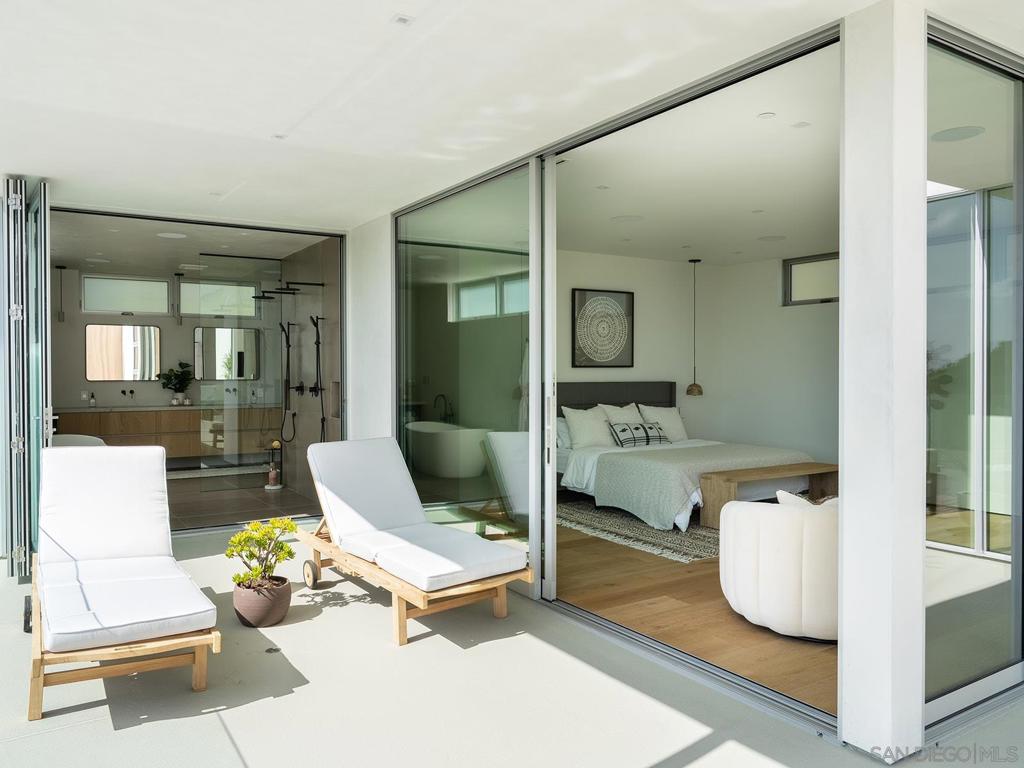 Del Mar - Residential