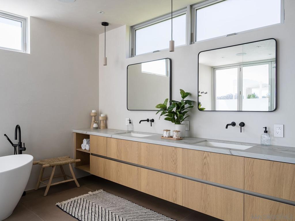 Del Mar - Residential