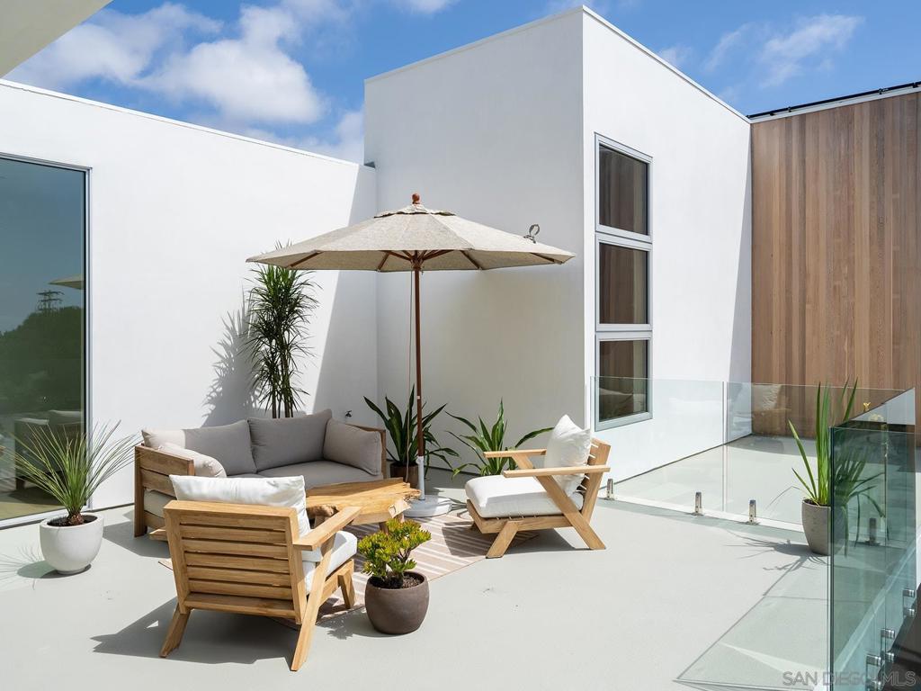 Del Mar - Residential