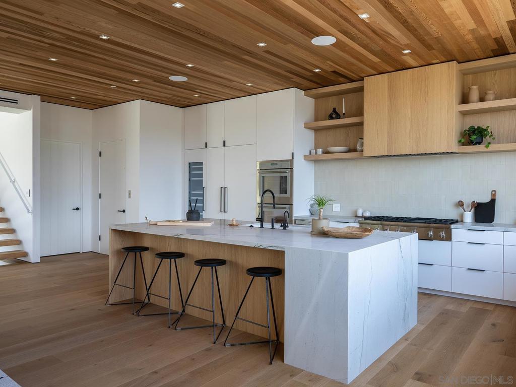 Del Mar - Residential