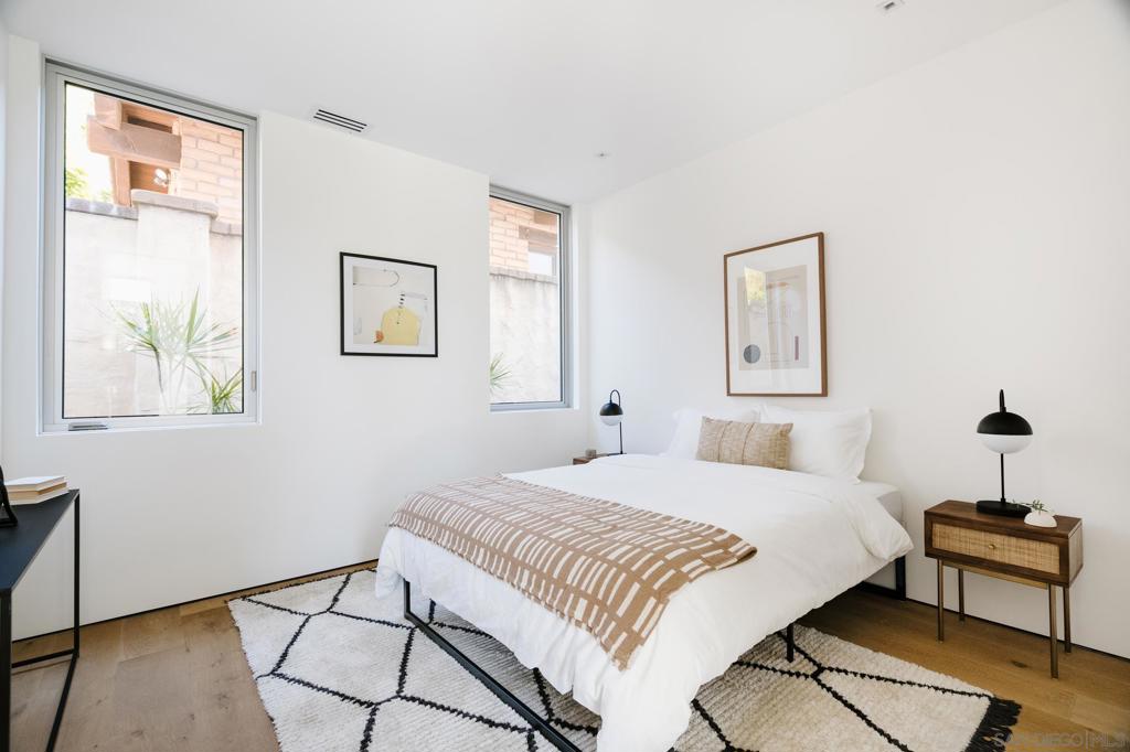 Del Mar - Residential