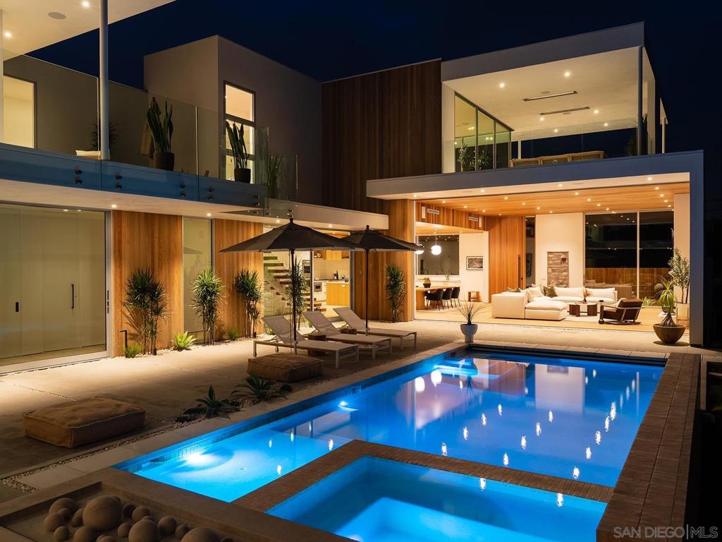 Del Mar - Residential