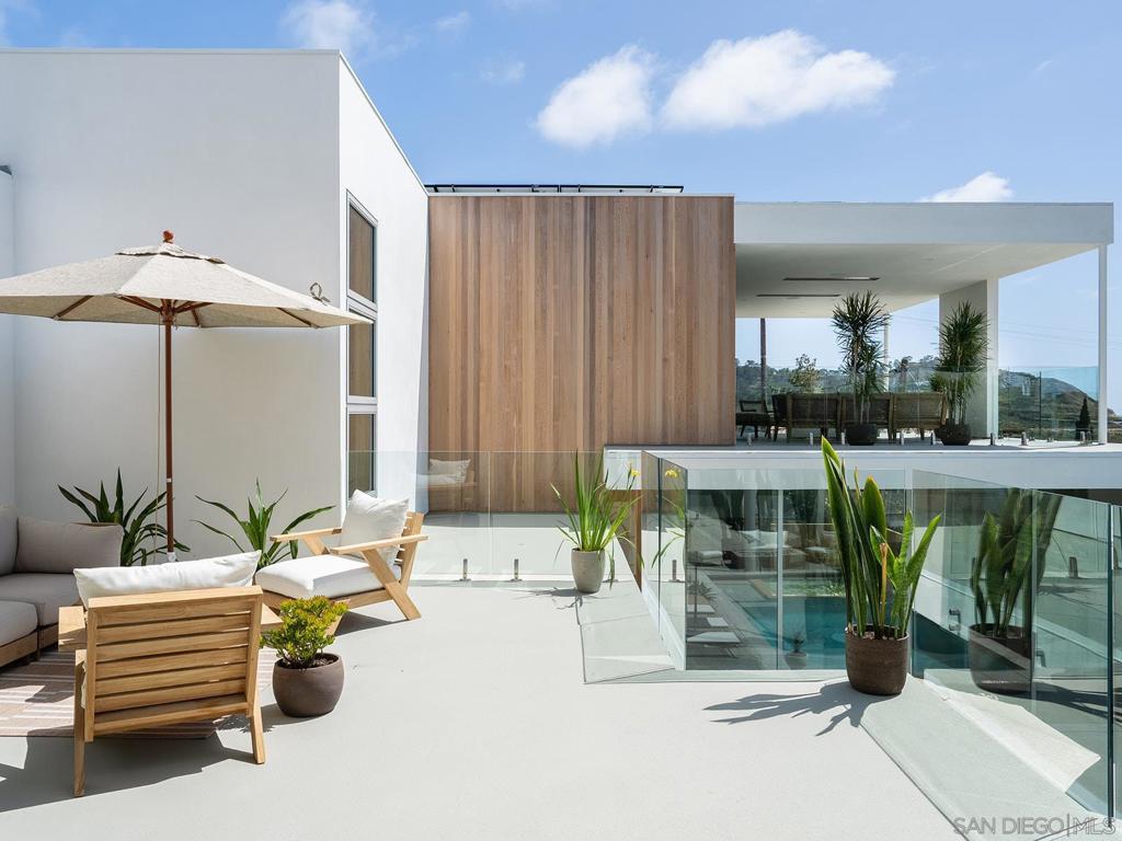 Del Mar - Residential