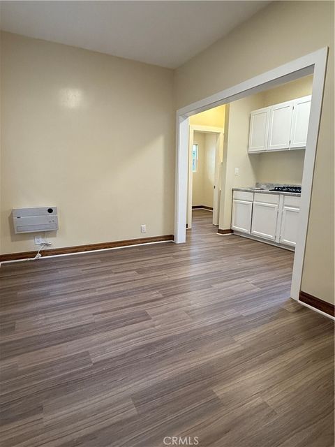 Photo of 1944 New England Street, Los Angeles, CA 90007 (MLS # SR25157958)