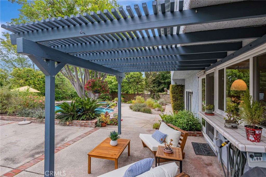 27072 Esward Drive