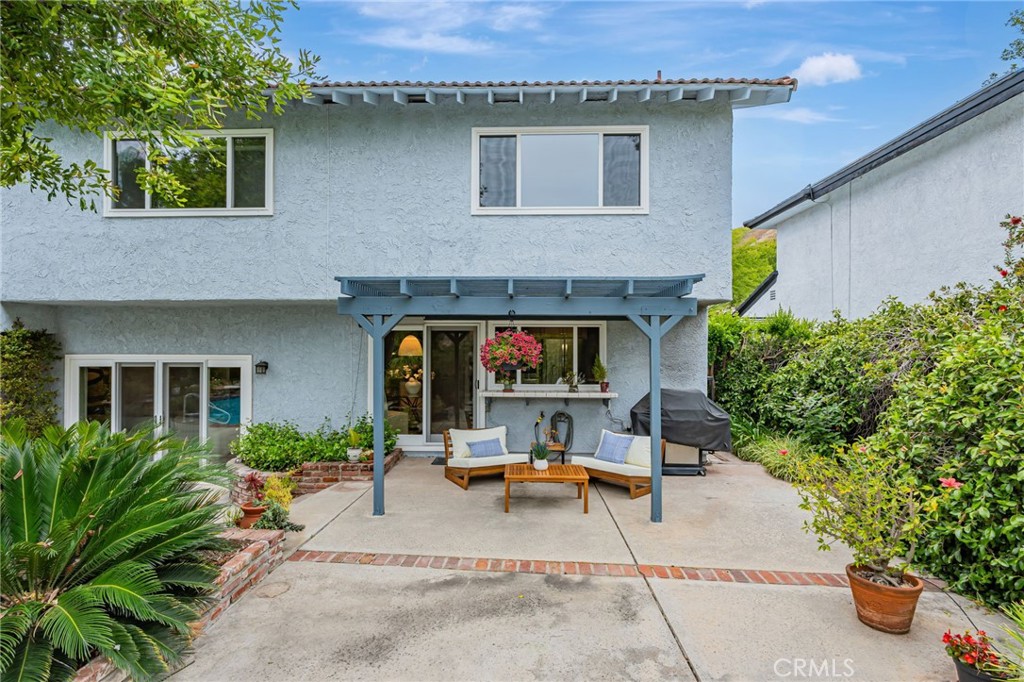 27072 Esward Drive