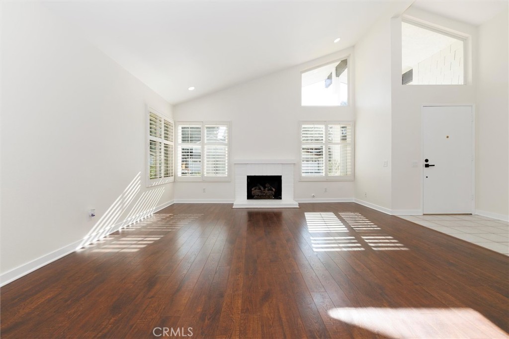 NorthCrest 161 - Residential