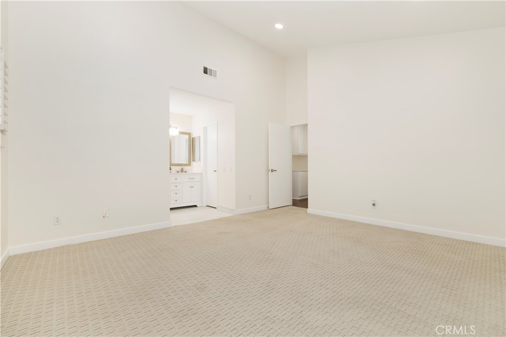 NorthCrest 161 - Residential