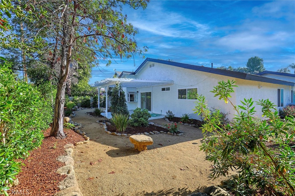 NorthCrest 161 - Residential
