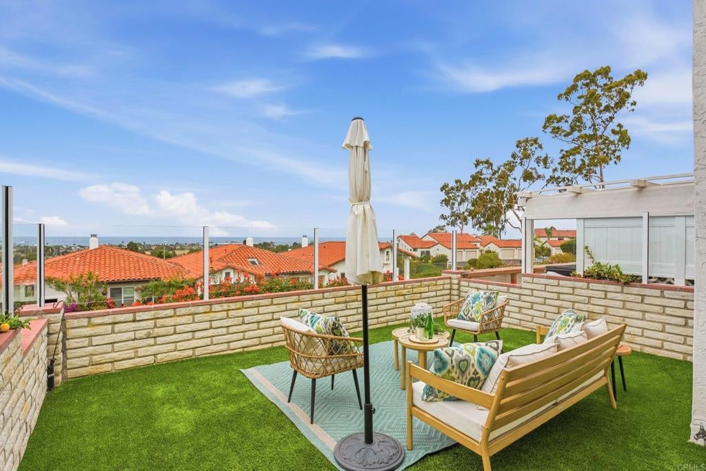 6717 Clover Court, Carlsbad CA 92011