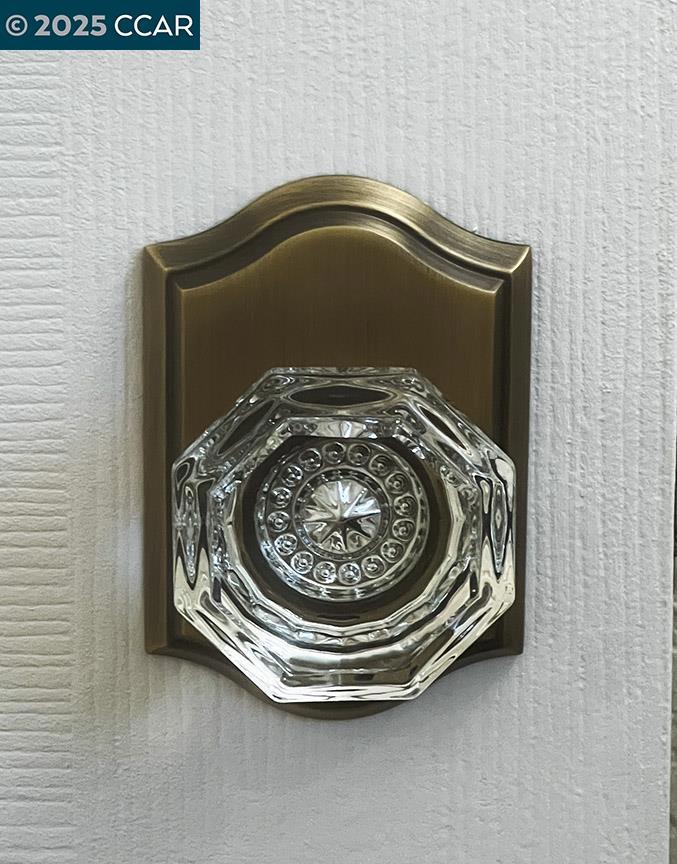 SOUTHAMPTO - Residential Lease