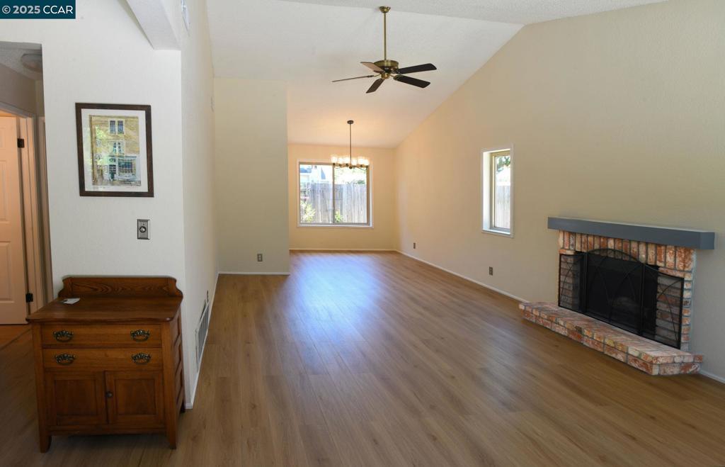 SOUTHAMPTO - Residential Lease