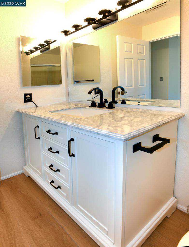 SOUTHAMPTO - Residential Lease