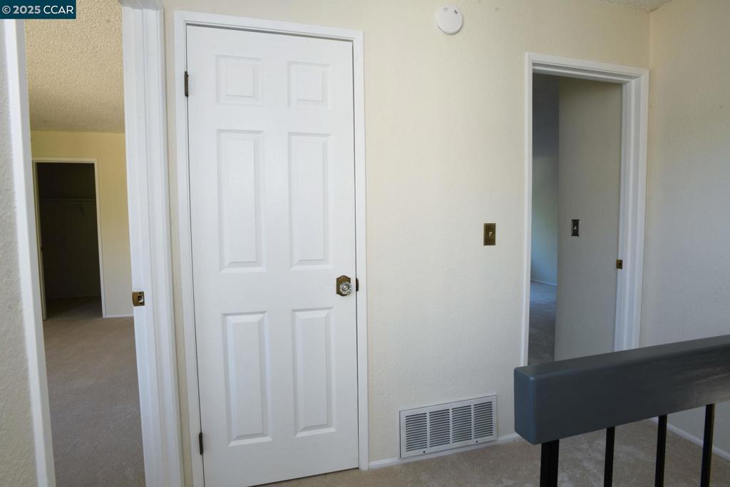 SOUTHAMPTO - Residential Lease