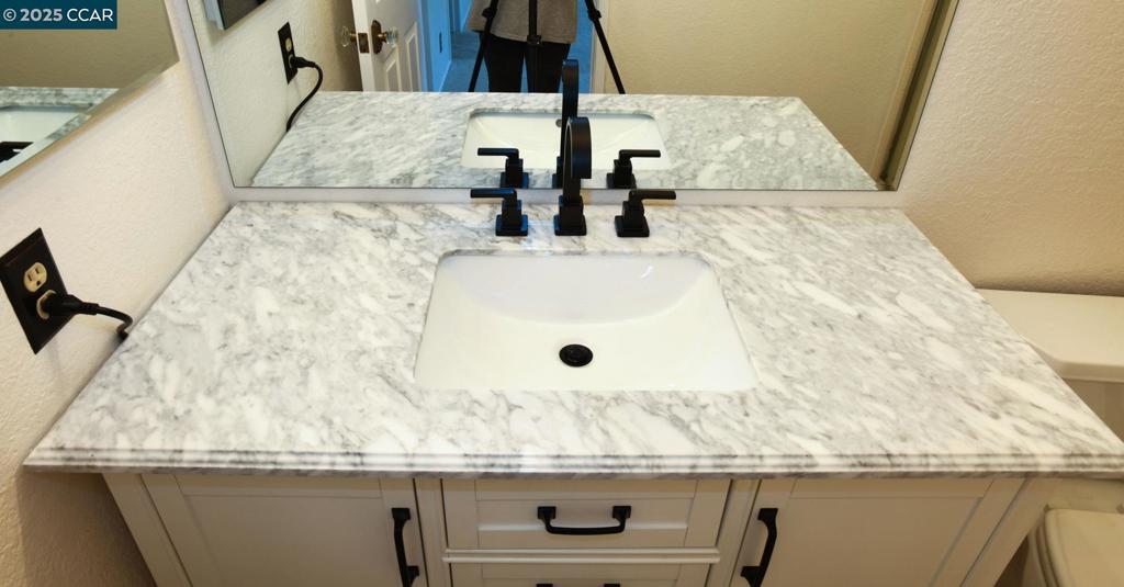 SOUTHAMPTO - Residential Lease