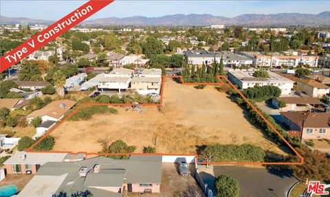 13840 Sherman Way Van Nuys CA 91405