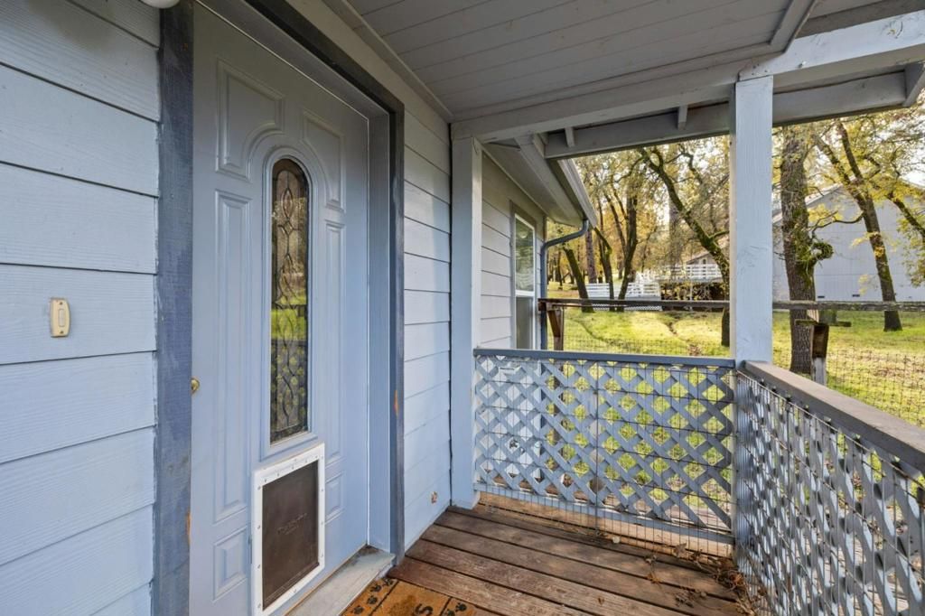 Photo of 19307 Ferretti Road, Groveland, CA 95321 (MLS # ML82028184)