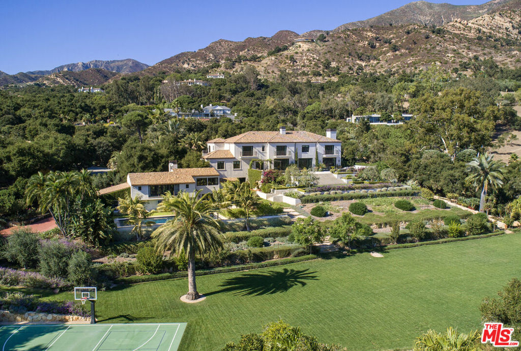 880 Picacho Lane