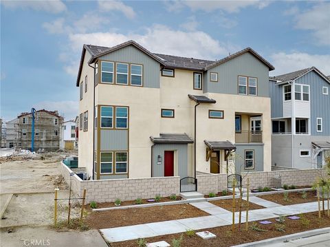 5986 Altyn Avenue Eastvale CA 92880