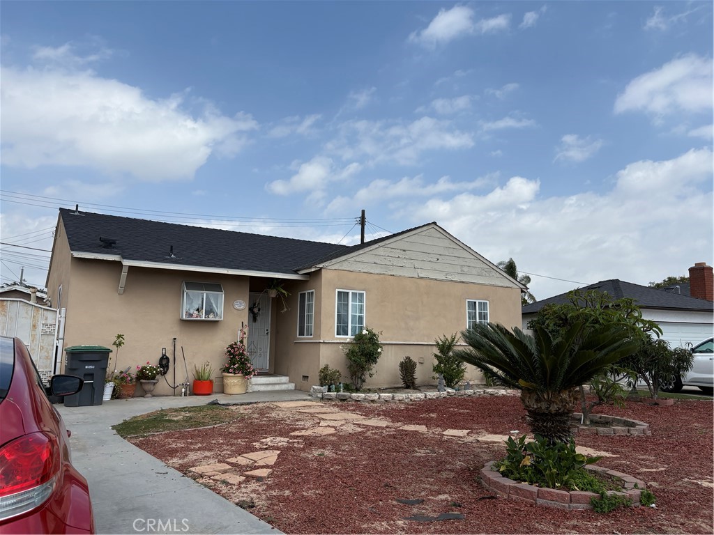 11632 Robert Lane