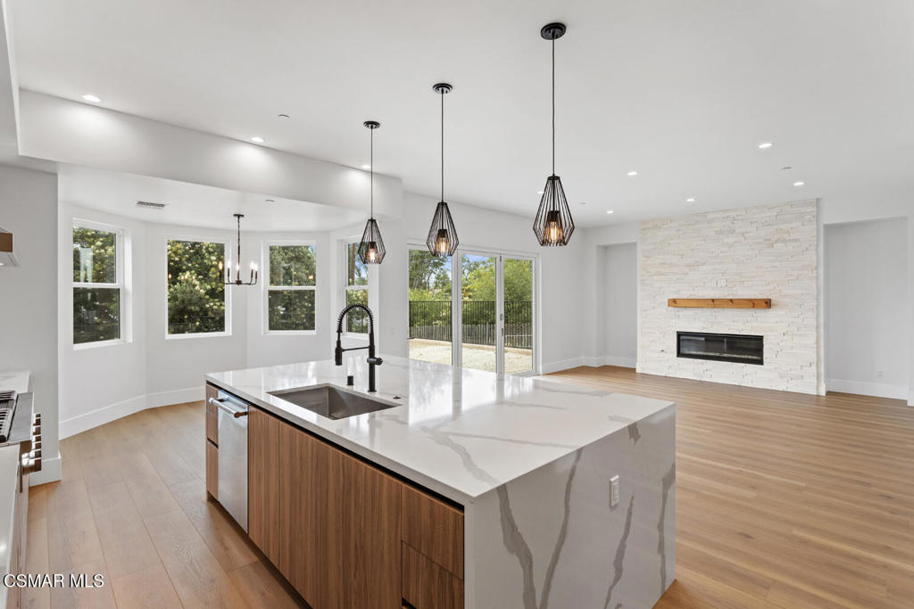 Unknown-999 - Residential