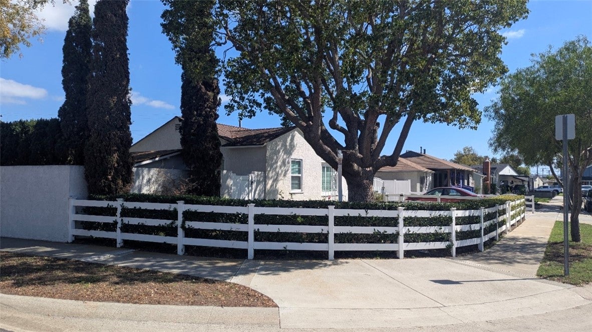 2151 Middlebrook
