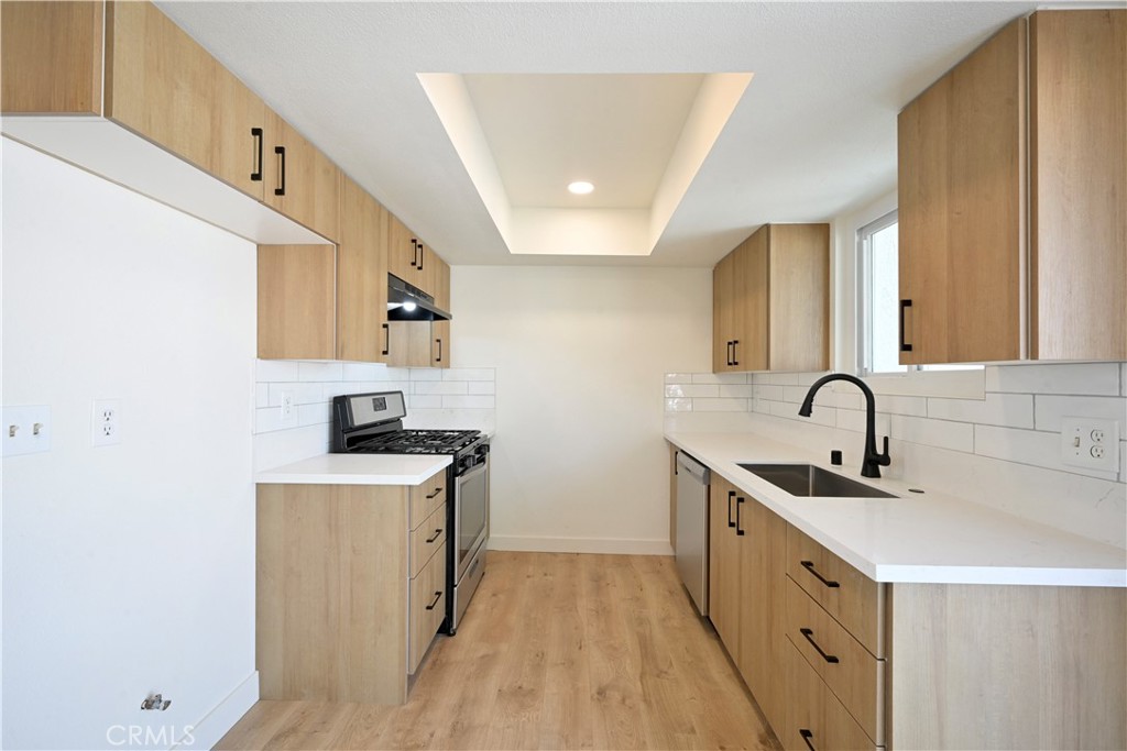 4197 Farquhar Avenue