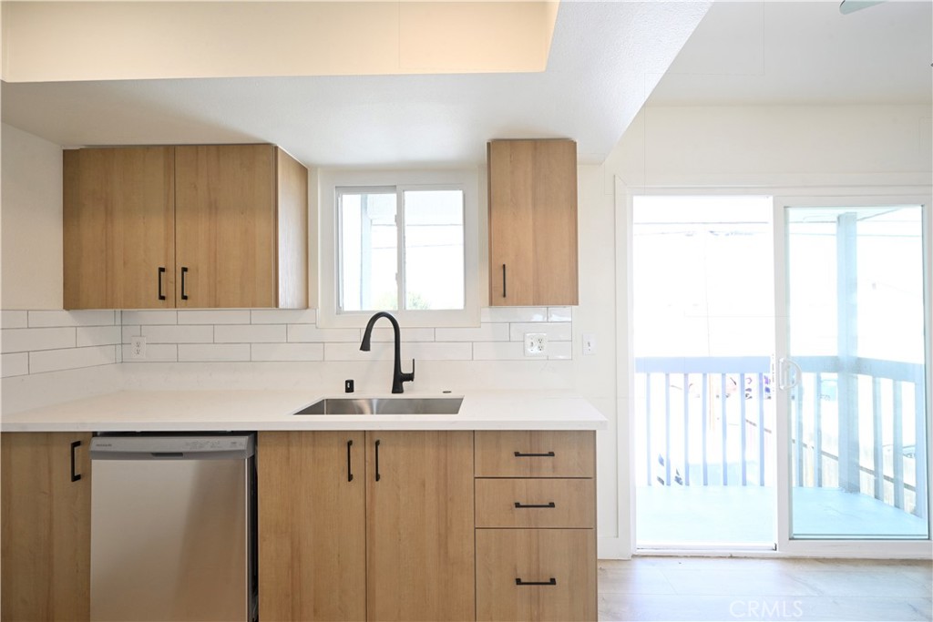 4197 Farquhar Avenue