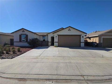 Photo of 5578 E Eugenia AVE, Fresno, CA 93727 (MLS # IV26202363)