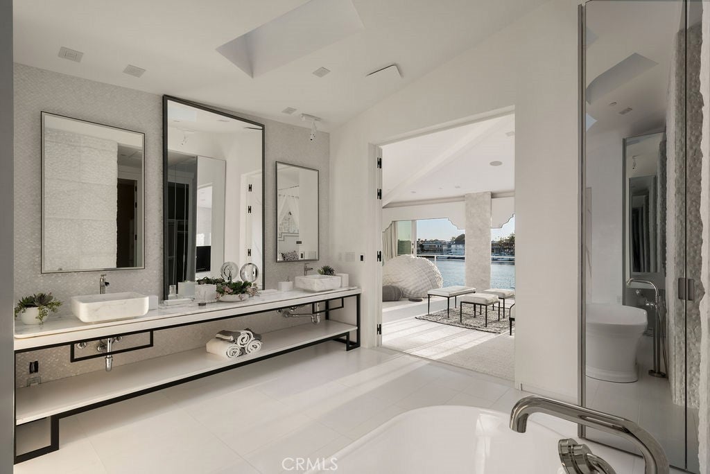 87 Linda, Newport Beach CA 92660 - Photo 24